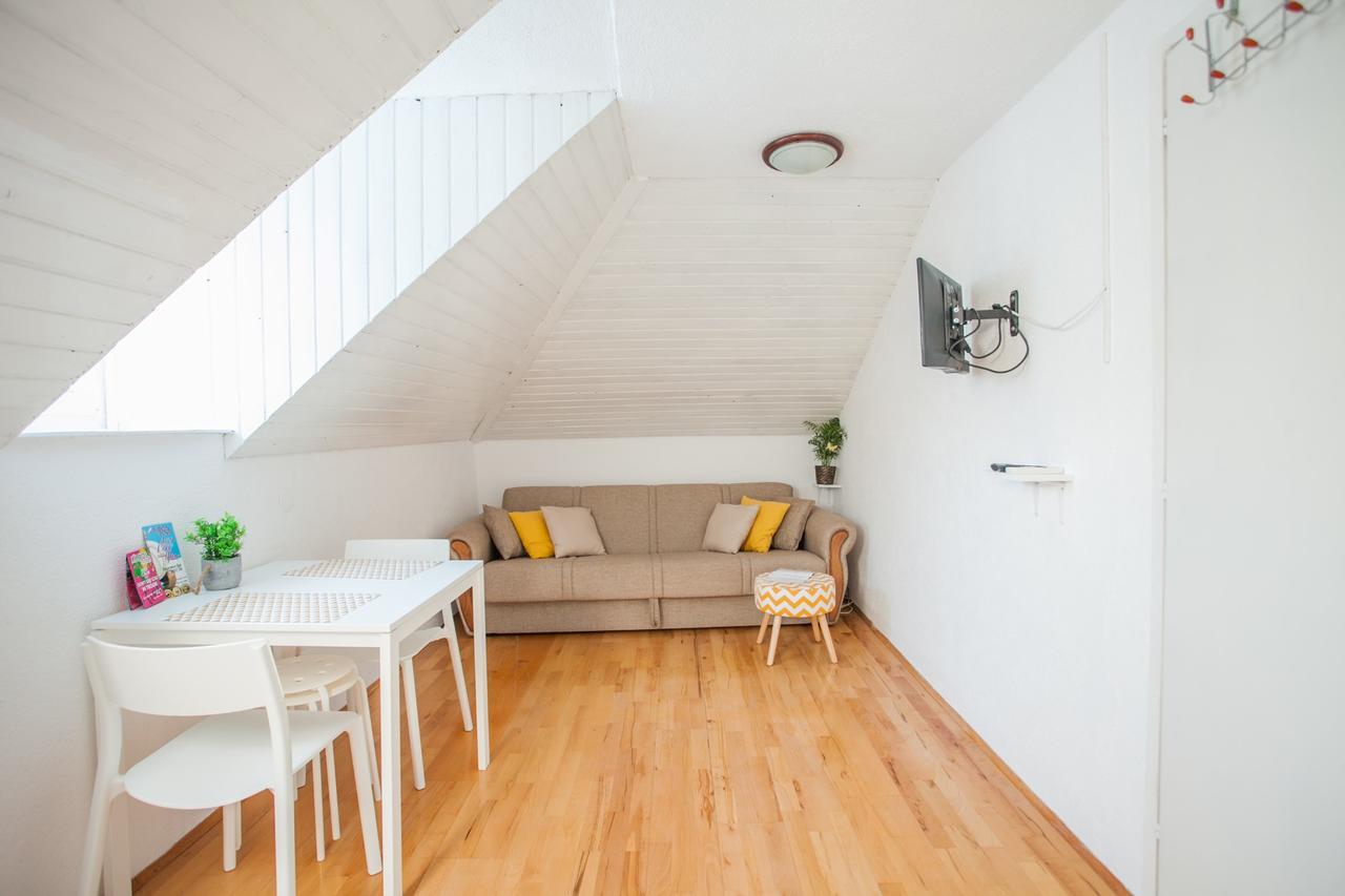 Top-Floor Apartment In Trogir Center Exterior photo